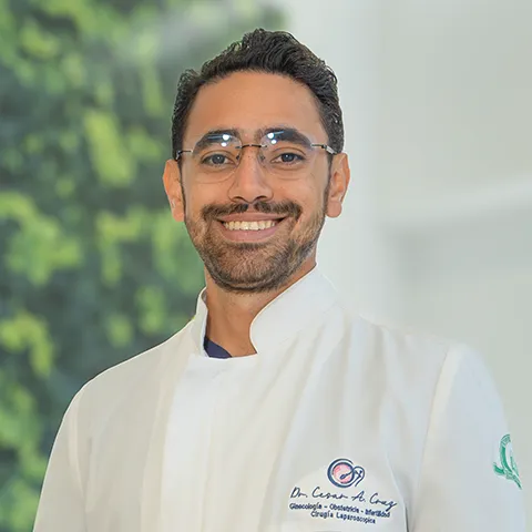 Dr César Cruz